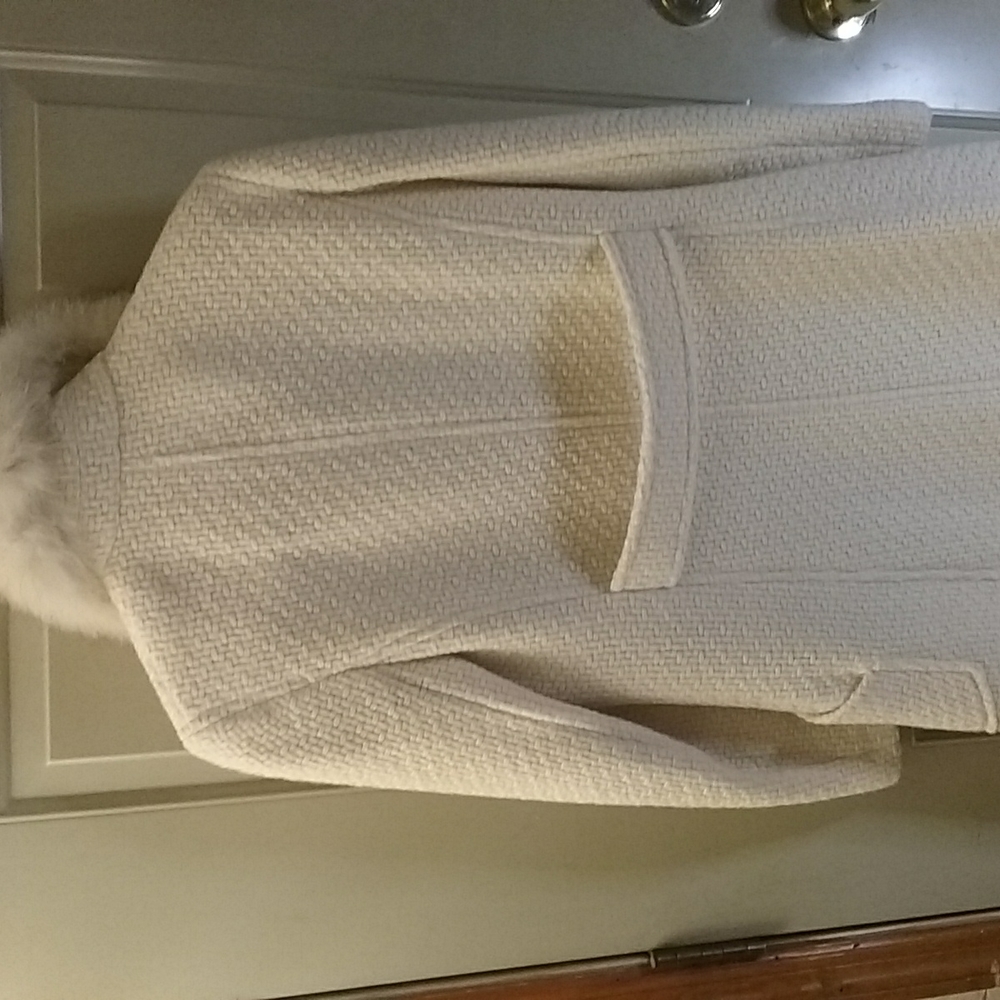 Nicole Miller Cream Winter Fur trim Knit Coat - Picture 10 of 16